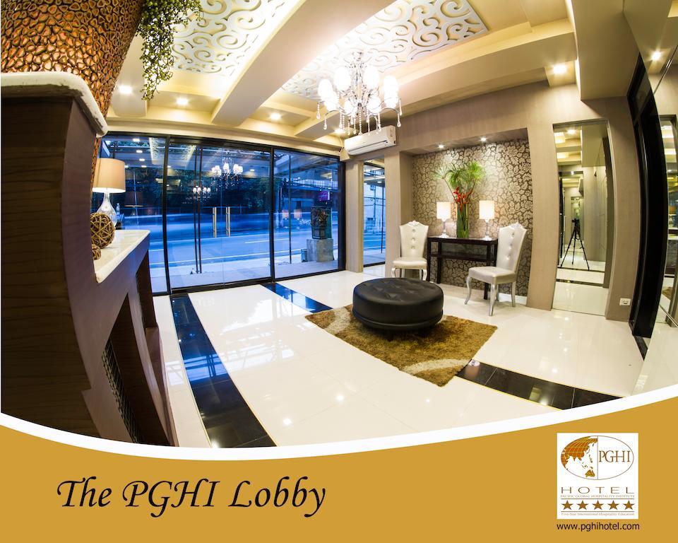 Pghi Hotel Кесон-Сіті Екстер'єр фото